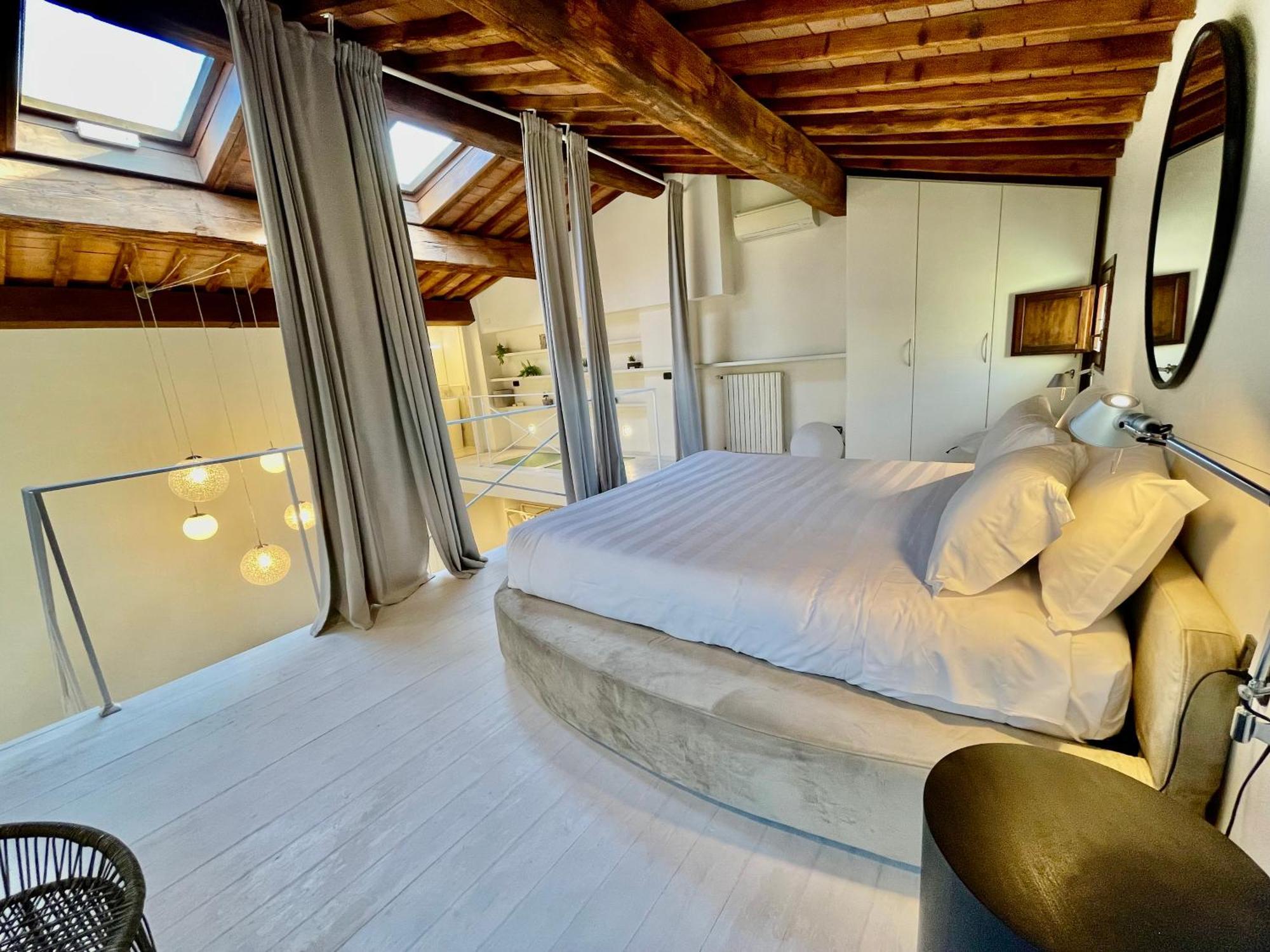 Bed & Breakfast Renascentia In Firenze